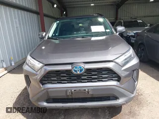 2022 Toyota RAV4 Hybrid XLE with VIN 4T3RWRFVXNU077426, listed as a IAAI auction lot 42067829 with 44,508 mi miles. Bid and sale history available at carsss.com. Image 12.