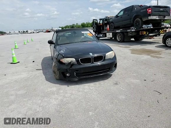2012 BMW 1 Series 128i z VIN WBAUN1C53CVH84178, wystawiony jako Copart lot #80504034 z przebiegiem Nie podano mil oraz Szkoda całkowita • Salvage title. Historia ofert i sprzedaży dostępna na DreamBid. Obrazek 10.