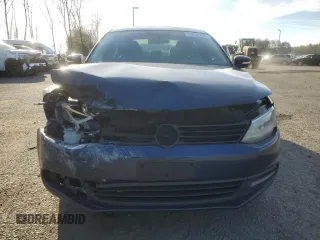 2011 Volkswagen Jetta Sedan SE w/Convenience & Sunroof PZEV with VIN 3VWDZ7AJ2BM080289, listed as a Copart auction lot 50886365 with 230,010 mi miles and Salvage Title. Bid and sale history available at carsss.com. Image 5.