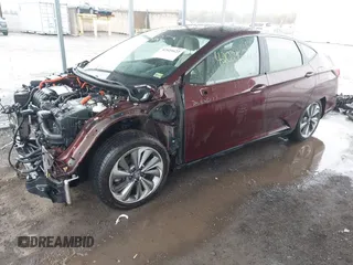 2018 Honda Clarity Plug-In Hybrid Touring with VIN JHMZC5F3XJC005797, listed as a IAAI auction lot 42021622 with 58,307 mi miles. Bid and sale history available at carsss.com. Image 22.
