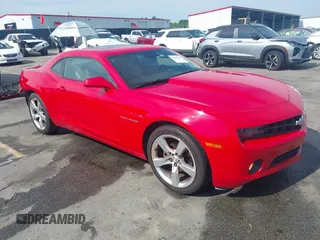 2010 Chevrolet Camaro 2LT z VIN 2G1FC1EVXA9160477, wystawiony jako IAAI lot #42578158 z przebiegiem 101 873 mil mil oraz . Historia ofert i sprzedaży dostępna na DreamBid. Obrazek 1.