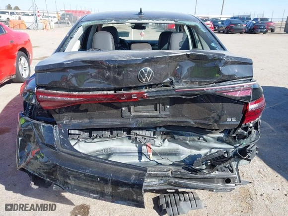 2025 Volkswagen Jetta SE with VIN 3VW7X7BU2SM006656, listed as a IAAI auction lot 41639012 with 9,744 mi miles. Bid and sale history available at carsss.com. Image 6.