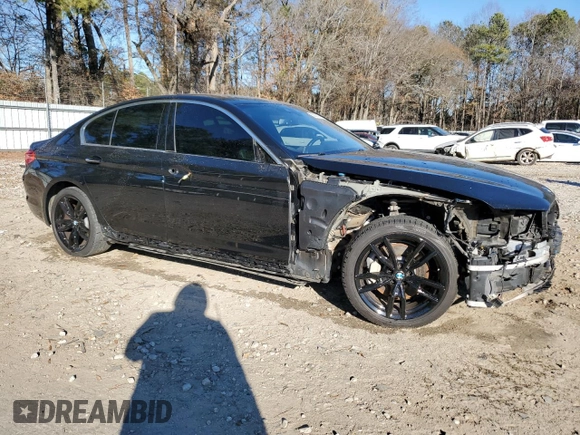 2017 BMW 5 Series 530i xDrive with VIN WBAJA7C37HG457940, listed as a Copart auction lot 85928794 with 134,801 mi miles and Salvage Title. Bid and sale history available at carsss.com. Image 4.