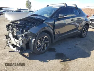 2022 Toyota C-HR XLE with VIN NMTKHMBX8NR144594, listed as a Copart auction lot 45763775 with 37,868 mi miles and Salvage Title. Bid and sale history available at carsss.com. Image 1.