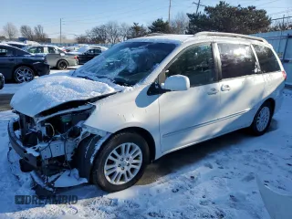 2007 Toyota Sienna XLE z VIN 5TDZK22C87S064556, wystawiony jako Copart lot #45979375 z przebiegiem 138 760 mil mil oraz Szkoda całkowita • Salvage title. Historia ofert i sprzedaży dostępna na DreamBid. Obrazek 1.