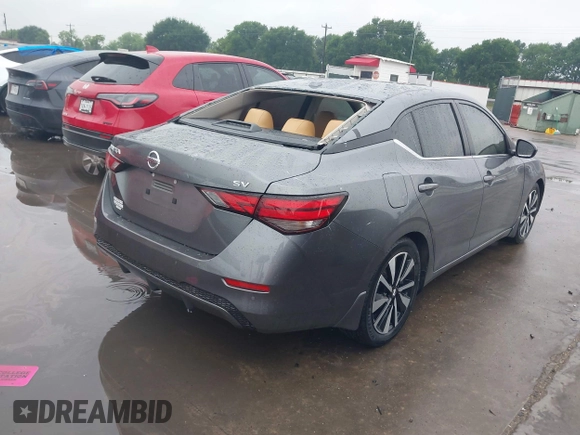 2022 Nissan Sentra SV z VIN 3N1AB8CV9NY259218, wystawiony jako IAAI lot #42184287 z przebiegiem 42 832 mil mil oraz . Historia ofert i sprzedaży dostępna na DreamBid. Obrazek 4.