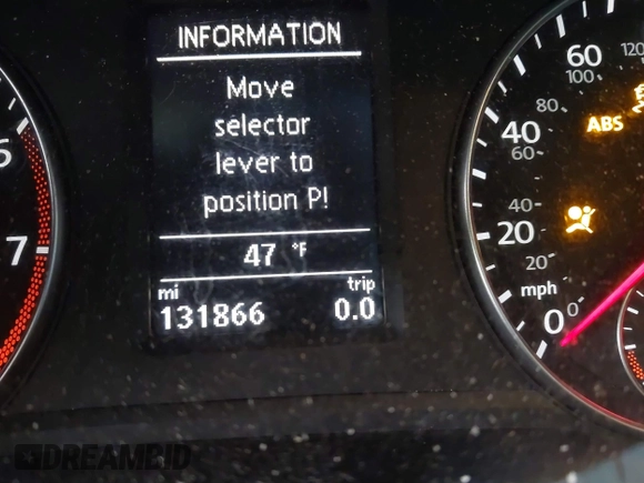 2014 Volkswagen Passat SEL Premium with VIN 1VWCS7A37EC022413, listed as a IAAI auction lot 40597042 with 131,866 mi miles. Bid and sale history available at carsss.com. Image 16.