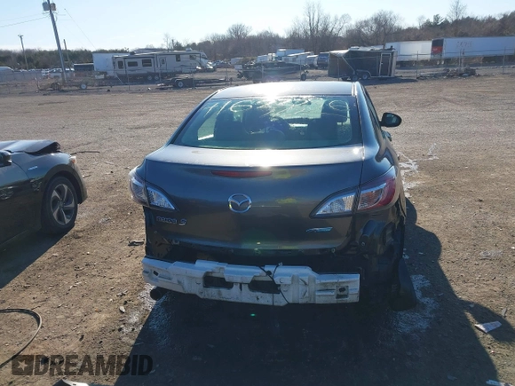 2012 Mazda Mazda3 i Grand Touring with VIN JM1BL1W82C1631267, listed as a IAAI auction lot 41633356 with 158,861 mi miles. Bid and sale history available at carsss.com. Image 17.