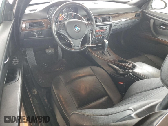 2009 BMW 3 Series 328i z VIN WBAWL13509PX26554, wystawiony jako Copart lot #53809455 z przebiegiem 137 698 mil mil oraz Szkoda całkowita • Salvage title. Historia ofert i sprzedaży dostępna na DreamBid. Obrazek 8.