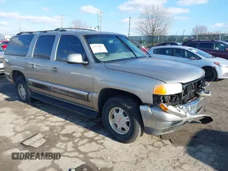 2002 GMC Yukon XL SLT with VIN 3GKFK16Z42G132536, listed as a IAAI auction lot 41526065 with 1 mi miles. Bid and sale history available at carsss.com. Image 1.