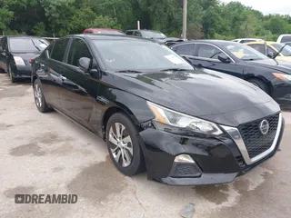 2019 Nissan Altima S with VIN 1N4BL4BV1KC144678, listed as a IAAI auction lot 42101538 with 181,101 mi miles and . Bid and sale history available at carsss.com. Image 1.
