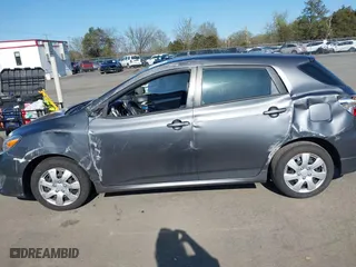 2010 Toyota Matrix with VIN 2T1KU4EE6AC385760, listed as a IAAI auction lot 41929939 with 209,599 mi miles. Bid and sale history available at carsss.com. Image 15.