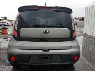 2019 Kia Soul z VIN KNDJN2A24K7682568, wystawiony jako Copart lot #58391635 z przebiegiem 47 493 mil mil oraz Czysty tytuł • Clean title. Historia ofert i sprzedaży dostępna na DreamBid. Obrazek 6.