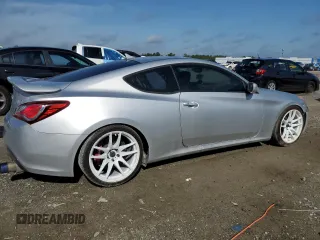 2010 Hyundai Genesis Coupe с VIN KMHHU6KH3AU025445, выставлен на аукционе Copart как лот 50736585 с пробегом 105 890 миль миль и Списание • Salvage title. История ставок и продаж доступна на DreamBid. Изображение 3.