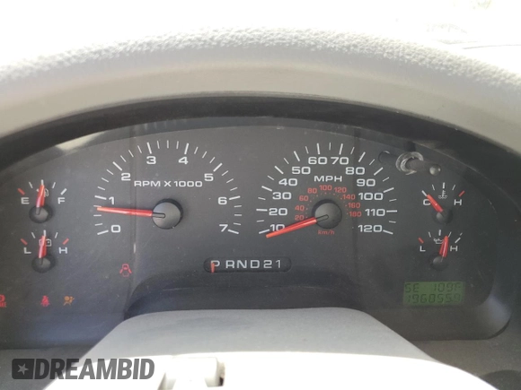 2007 Ford F-150 XLT with VIN 1FTPW14V87KC81567, listed as a Copart auction lot 61583215 with 196,855 mi miles and Salvage title. Bid and sale history available at DreamBid. Image 9.