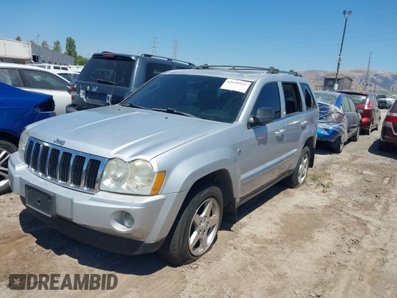 2005 Jeep Grand Cherokee Limited with VIN 1J4HR58N55C561719, listed as a IAAI auction lot 42648942 with 70,106 mi miles and . Bid and sale history available at DreamBid. Image 2.