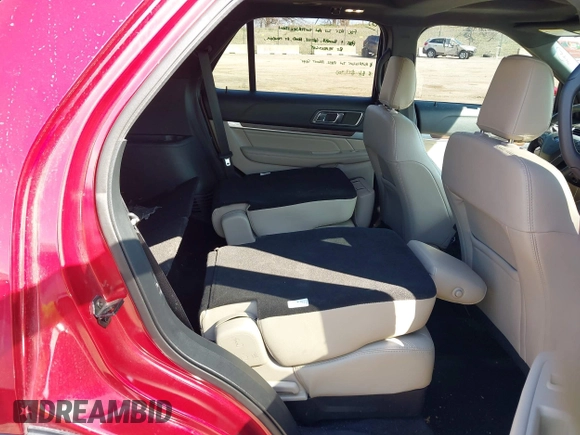 2019 Ford Explorer Limited with VIN 1FM5K8FHXKGB53406, listed as a IAAI auction lot 41906077 with 58,296 mi miles and . Bid and sale history available at carsss.com. Image 8.