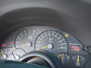 2002 Pontiac Firebird Firebird z VIN 2G2FS22K722105297, wystawiony jako IAAI lot #42350571 z przebiegiem 249 177 mil mil oraz . Historia ofert i sprzedaży dostępna na DreamBid. Obrazek 7.