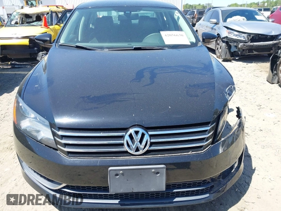 2012 Volkswagen Passat SE z VIN 1VWBP7A32CC089642, wystawiony jako IAAI lot #42056630 z przebiegiem 109 913 mil mil oraz . Historia ofert i sprzedaży dostępna na DreamBid. Obrazek 11.
