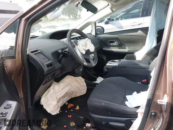 2015 Toyota Prius Two with VIN JTDZN3EU4FJ040526, listed as a IAAI auction lot 41582274 with 137,797 mi miles and . Bid and sale history available at DreamBid. Image 18.