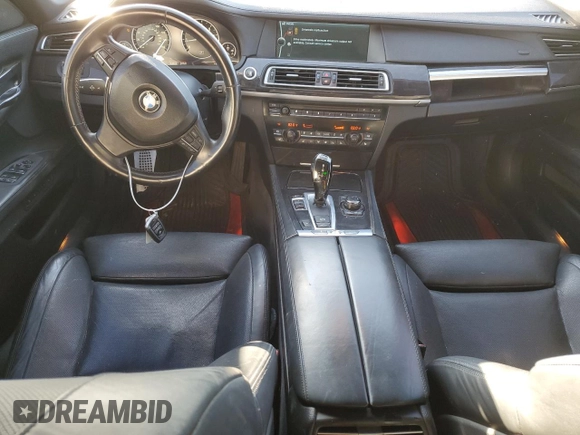 2011 BMW 7 Series 750i with VIN WBAKA8C56BCY36700, listed as a Copart auction lot 46165525 with 152,027 mi miles and Clean title. Bid and sale history available at DreamBid. Image 8.
