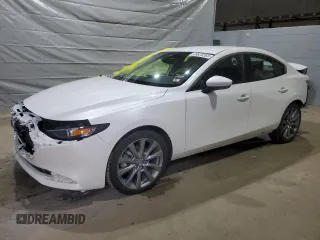 2022 Mazda 3 Select z VIN 3MZBPABL5NM315119, wystawiony jako Copart lot #49820265 z przebiegiem 42 543 mil mil oraz Szkoda całkowita • Salvage title. Historia ofert i sprzedaży dostępna na DreamBid. Obrazek 1.