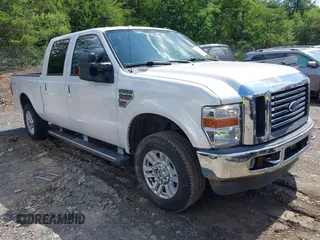 2010 Ford F-250 XL z VIN 1FTSW2BRXAEB30029, wystawiony jako IAAI lot #42185708 z przebiegiem 283 511 mil mil oraz . Historia ofert i sprzedaży dostępna na DreamBid. Obrazek 1.