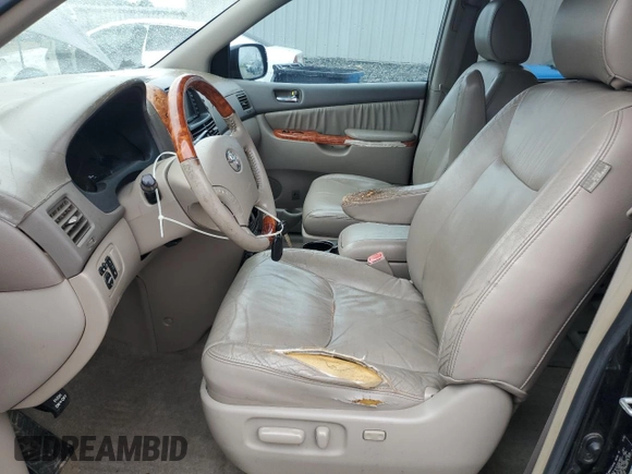 2008 Toyota Sienna XLE with VIN 5TDZK22C98S164683, listed as a Copart auction lot 52083865 with 322,638 mi miles and Salvage Title. Bid and sale history available at DreamBid. Image 7.