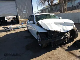 2006 BMW 3 Series 325i with VIN WBAVB13506PT09008, listed as a Copart auction lot 52020275 with 0 mi miles and Salvage Title. Bid and sale history available at carsss.com. Image 10.