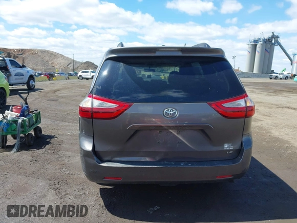 2015 Toyota Sienna LE AAS с VIN 5TDKK3DC6FS649056, выставлен на аукционе IAAI как лот 41978844 с пробегом 182 694 миль миль и . История ставок и продаж доступна на DreamBid. Изображение 16.