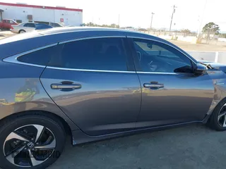 2021 Honda Insight EX with VIN 19XZE4F59ME011319, listed as a IAAI auction lot 41736121 with 118,122 mi miles and . Bid and sale history available at carsss.com. Image 14.