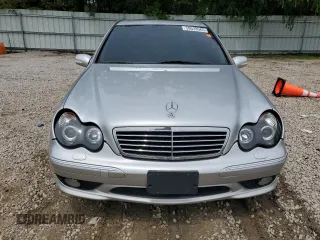 2002 Mercedes-Benz C z VIN WDBRF65J32F157367, wystawiony jako Copart lot #59039565 z przebiegiem 171 931 mil mil oraz Czysty tytuł • Clean title. Historia ofert i sprzedaży dostępna na DreamBid. Obrazek 5.