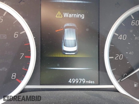 2018 Nissan Sentra SV z VIN 3N1AB7AP9JL636877, wystawiony jako IAAI lot #41940087 z przebiegiem 49 979 mil mil oraz . Historia ofert i sprzedaży dostępna na DreamBid. Obrazek 16.