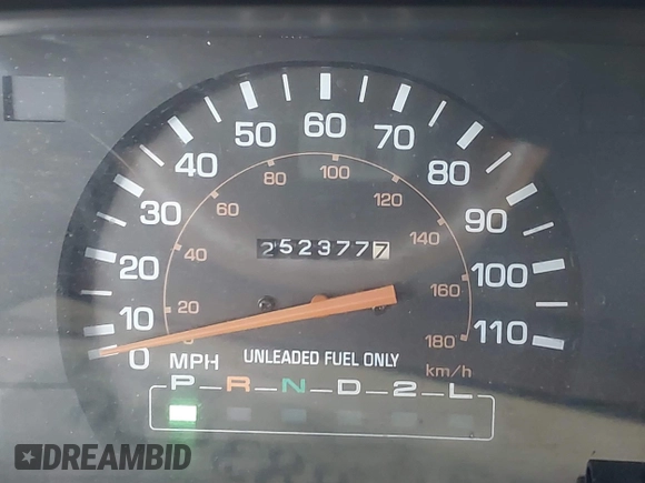 1991 Toyota Pickup с VIN JT4VN93D6M5021180, выставлен на аукционе IAAI как лот 41883926 с пробегом 252 377 миль миль и . История ставок и продаж доступна на DreamBid. Изображение 15.