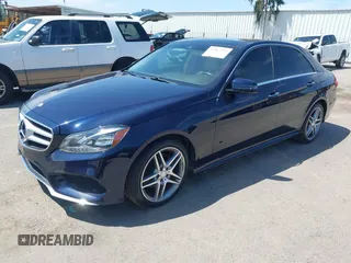 2014 Mercedes-Benz E 350 Sport with VIN WDDHF5KB2EA997989, listed as a IAAI auction lot 42067922 with 57,119 mi miles and . Bid and sale history available at DreamBid. Image 16.