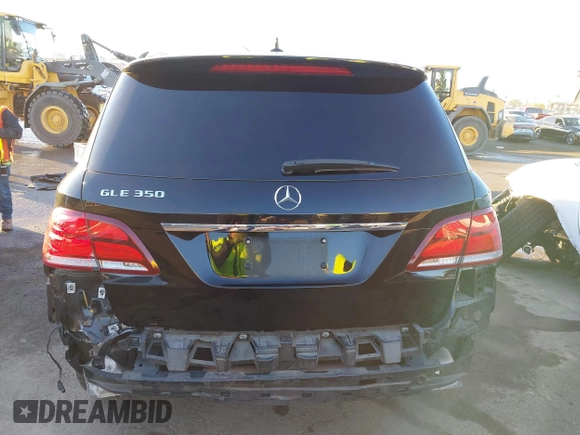 2017 Mercedes-Benz GLE 350 с VIN 4JGDA5JB6HA924391, выставлен на аукционе IAAI как лот 41334819 с пробегом 78 159 миль миль и . История ставок и продаж доступна на DreamBid. Изображение 16.