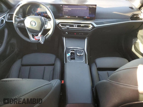 2023 BMW i4 eDrive35 z VIN WBY43AW09PFP96940, wystawiony jako Copart lot #85952064 z przebiegiem 18 978 mil mil oraz Szkoda całkowita • Salvage title. Historia ofert i sprzedaży dostępna na DreamBid. Obrazek 8.
