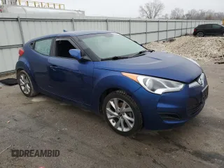 2016 Hyundai Veloster z VIN KMHTC6AD6GU304196, wystawiony jako Copart lot #43694185 z przebiegiem 63 516 mil mil oraz Szkoda całkowita • Salvage title. Historia ofert i sprzedaży dostępna na DreamBid. Obrazek 4.