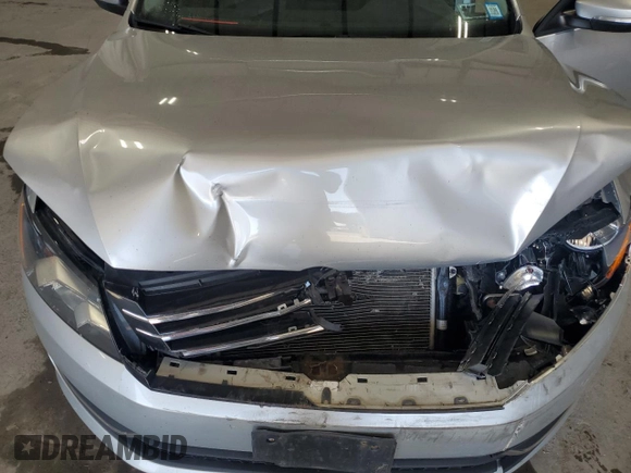 2015 Volkswagen Passat Limited Edition Edition z VIN 1VWAT7A39FC044466, wystawiony jako Copart lot #54442945 z przebiegiem 107 925 mil mil oraz Szkoda całkowita • Salvage title. Historia ofert i sprzedaży dostępna na DreamBid. Obrazek 11.