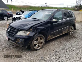 2010 Mercedes-Benz M 350 z VIN 4JGBB5GB1AA587825, wystawiony jako Copart lot #55804225 z przebiegiem 171 787 mil mil oraz Szkoda całkowita • Salvage title. Historia ofert i sprzedaży dostępna na DreamBid. Obrazek 1.