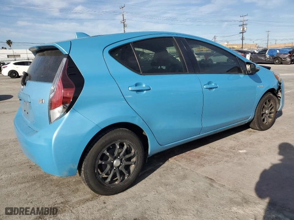 2015 Toyota Prius c One with VIN JTDKDTB32F1106992, listed as a Copart auction lot 50209535 with 117,773 mi miles and Salvage Title. Bid and sale history available at carsss.com. Image 3.