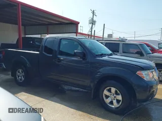 2012 Nissan Frontier SV z VIN 1N6AD0CU0CC477647, wystawiony jako IAAI lot #41960247 z przebiegiem 175 509 mil mil oraz . Historia ofert i sprzedaży dostępna na DreamBid. Obrazek 13.