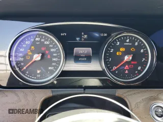 2019 Mercedes-Benz E-Class E 300 with VIN WDDZF4KB9KA590472, listed as a Copart auction lot 49493925 with 45,025 mi miles and Clean Title. Bid and sale history available at carsss.com. Image 9.