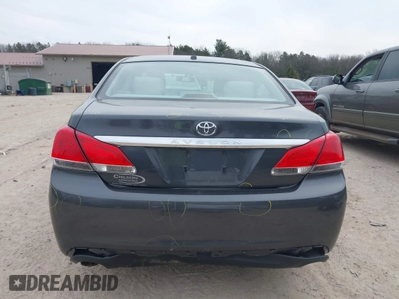 2011 Toyota Avalon with VIN 4T1BK3DB8BU392152, listed as a IAAI auction lot 41991123 with 147,297 mi miles and . Bid and sale history available at carsss.com. Image 17.