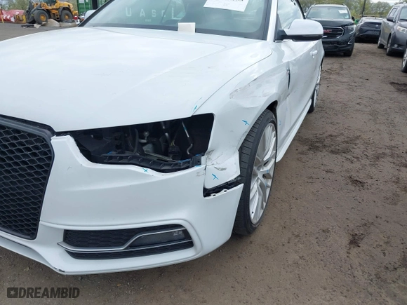 2015 Audi S5 Premium Plus with VIN WAUCGAFH2FN009433, listed as a IAAI auction lot 42034153 with 104,859 mi miles. Bid and sale history available at carsss.com. Image 17.