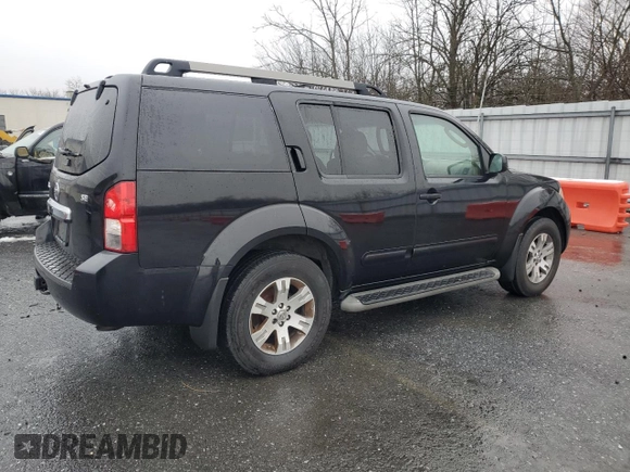 2009 Nissan Pathfinder S with VIN 5N1AR18B59C618458, listed as a Copart auction lot 85074514 with 121,710 mi miles and Clean Title. Bid and sale history available at carsss.com. Image 3.