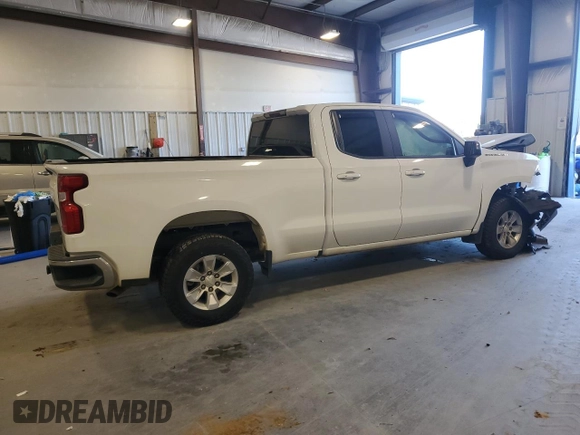 2019 Chevrolet Silverado 1500 LT with VIN 1GCRWCED5KZ188290, listed as a Copart auction lot 76244964 with 122,235 mi miles and Salvage Title. Bid and sale history available at DreamBid. Image 3.