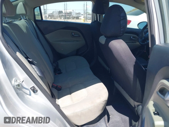 2017 Kia Rio LX z VIN KNADM4A30H6043779, wystawiony jako IAAI lot #42231580 z przebiegiem 123 861 mil mil oraz . Historia ofert i sprzedaży dostępna na DreamBid. Obrazek 8.