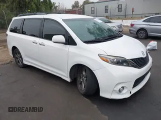 2017 Toyota Sienna SE with VIN 5TDXZ3DC8HS787136, listed as a IAAI auction lot 42062413 with 87,386 mi miles and . Bid and sale history available at DreamBid. Image 1.