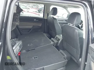 2023 Volkswagen Atlas SE z VIN 1V2KR2CA9PC502284, wystawiony jako IAAI lot #41614137 z przebiegiem 19 122 mil mil oraz . Historia ofert i sprzedaży dostępna na DreamBid. Obrazek 8.